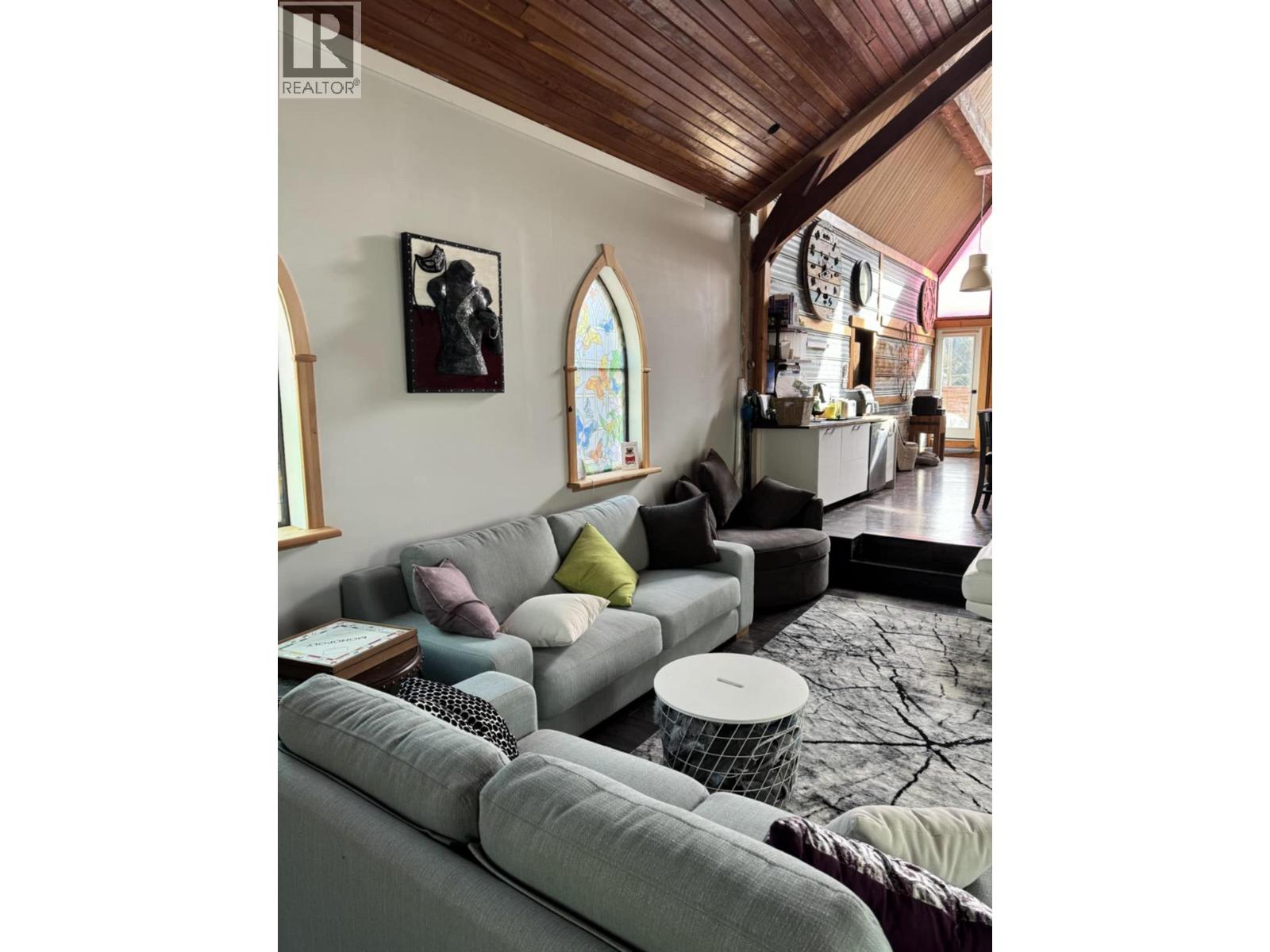 2193 Park Avenue - 10