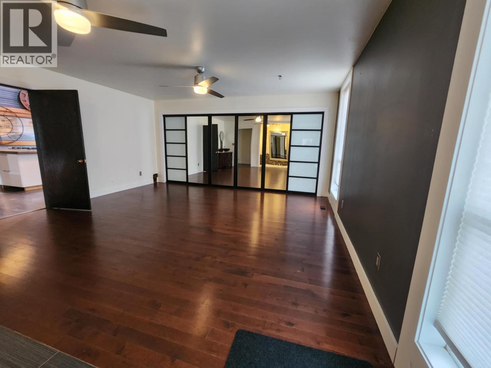 2193 Park Avenue, Lumby