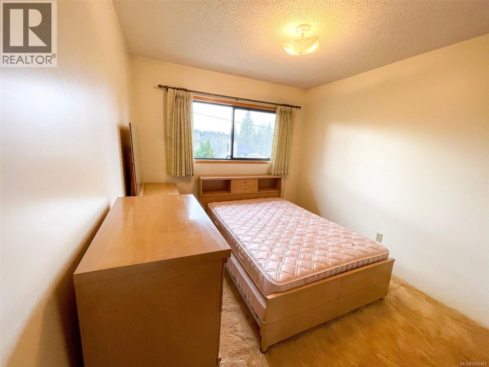 5500 KENWILL DR - 20