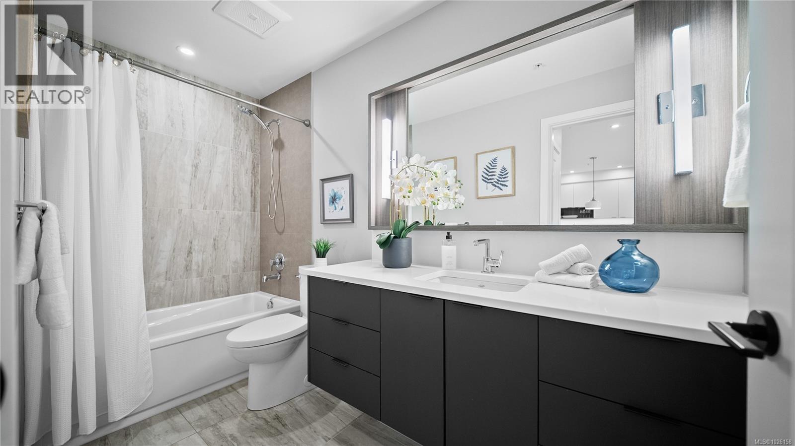 308 967 Whirlaway Cres, Langford