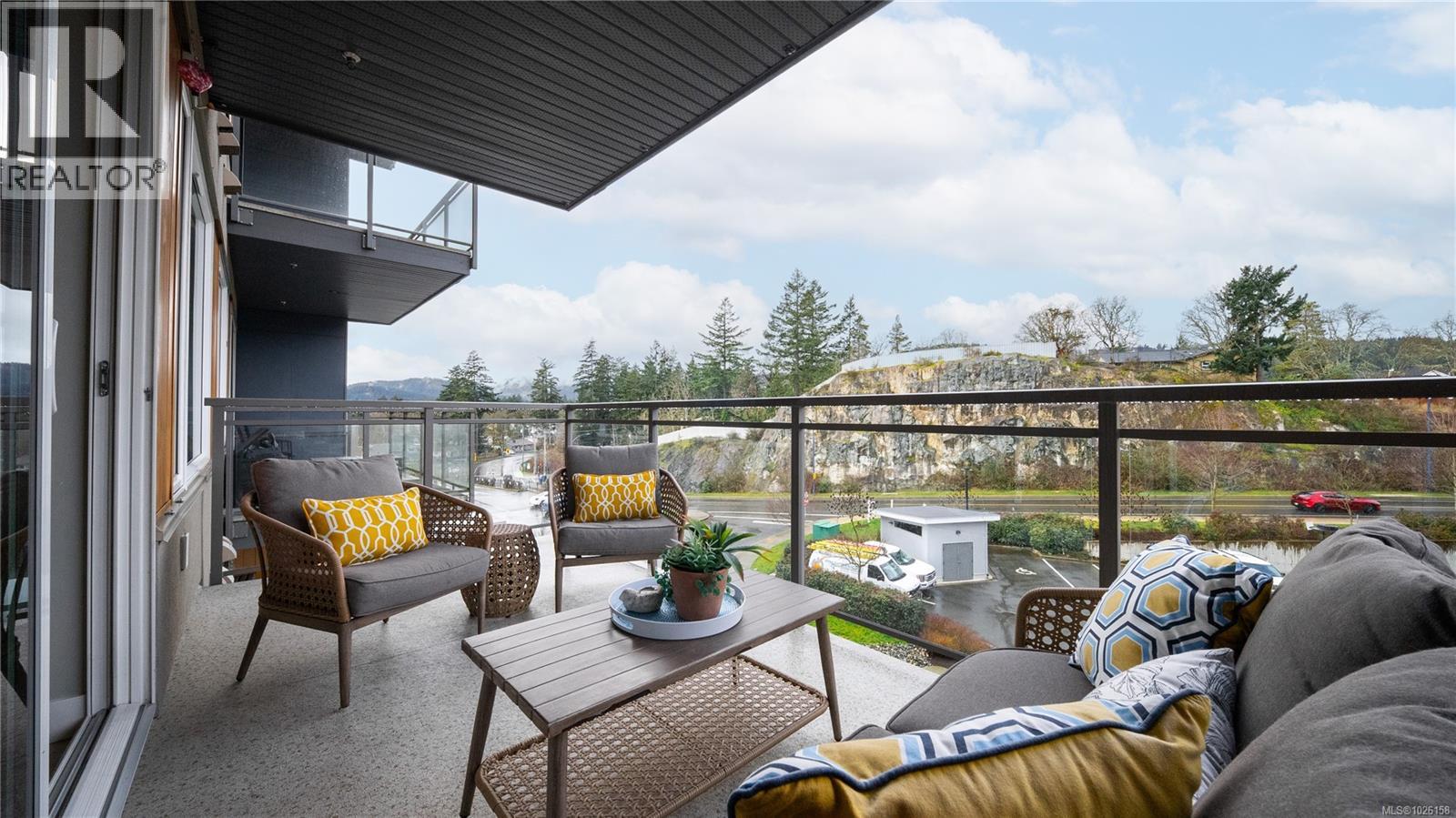 308 967 Whirlaway Cres, Langford