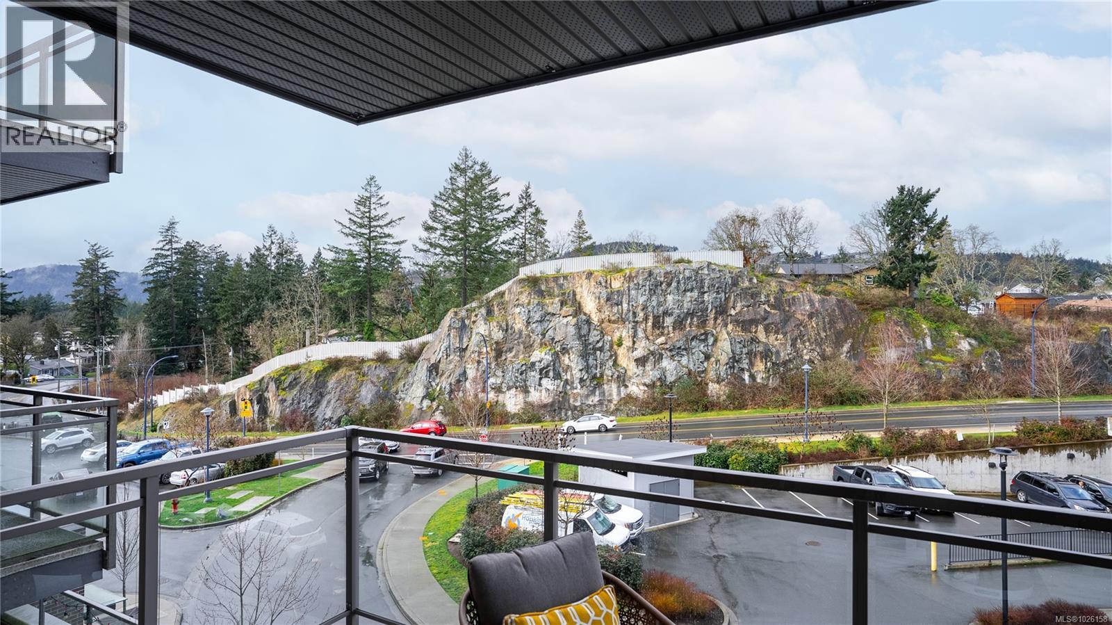 308 967 Whirlaway Cres, Langford