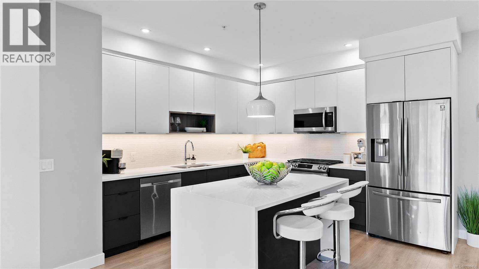 308 967 Whirlaway Cres, Langford