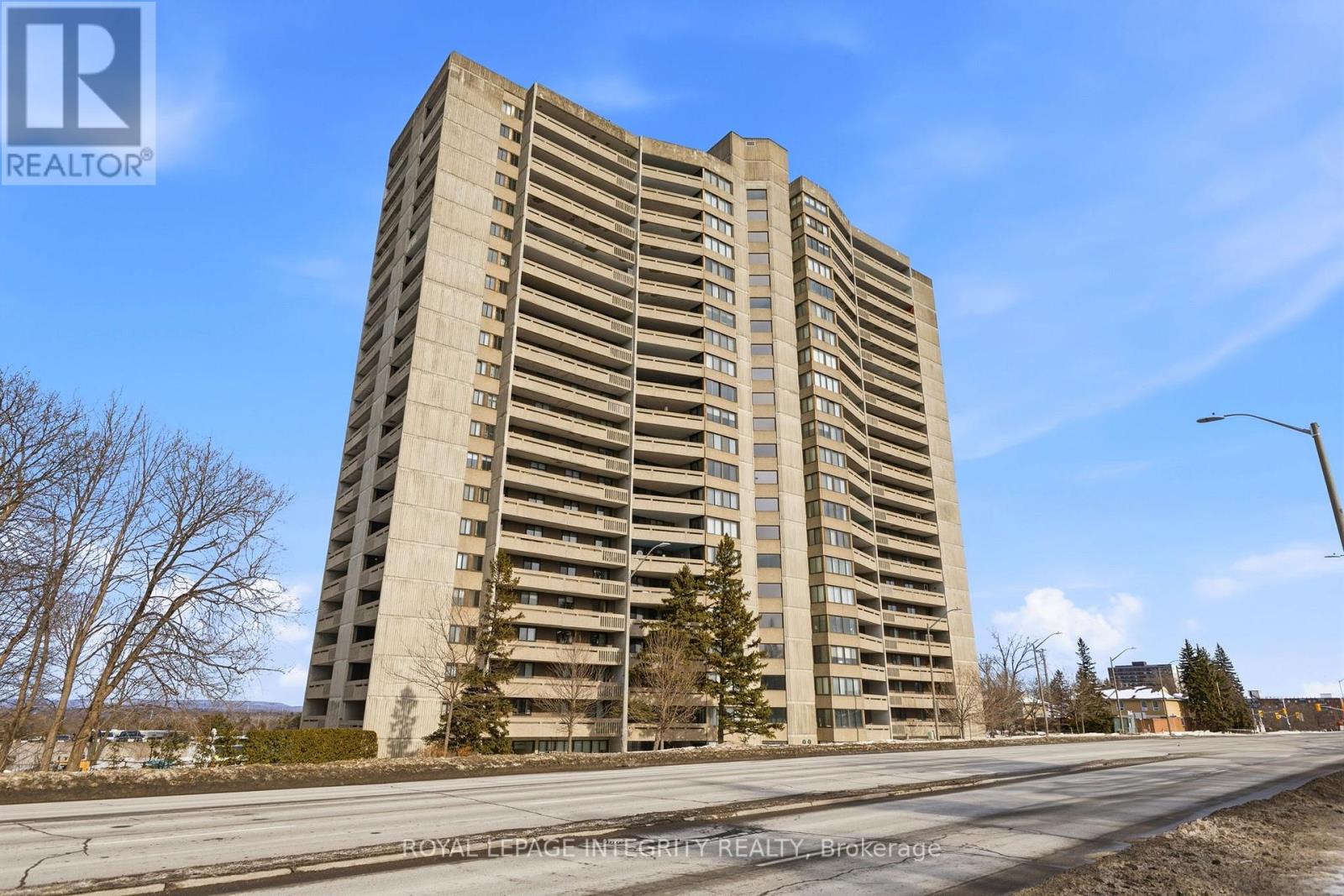 Welcome to 415 Greenview Avenue.