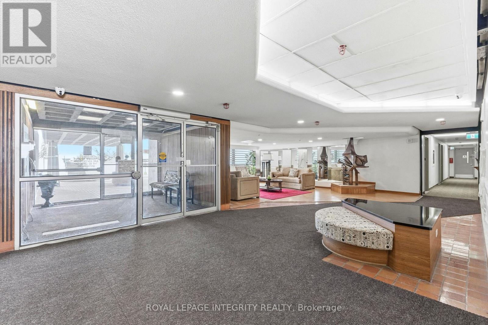 Lobby of 415 Greenview Avenue.