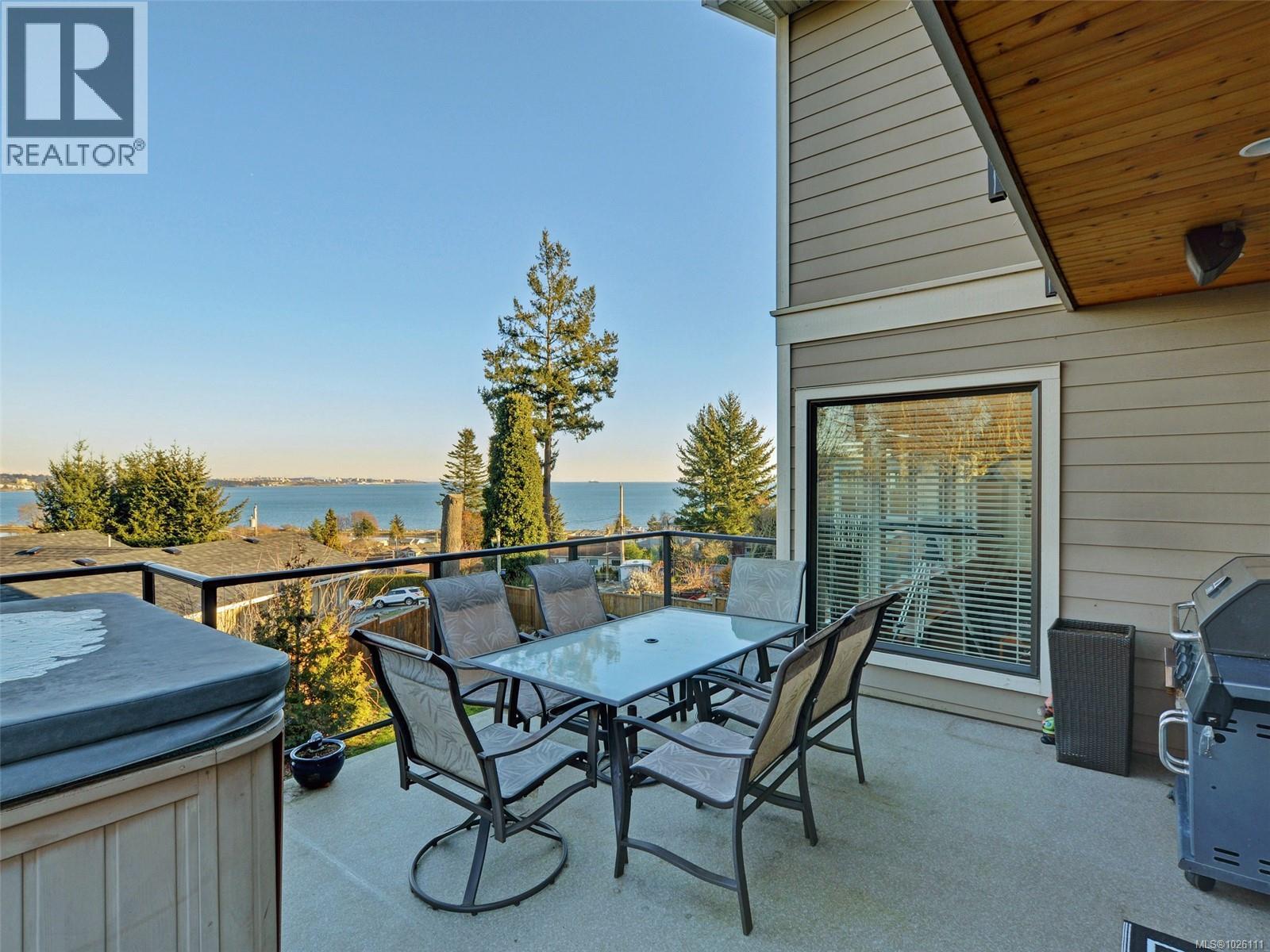 280 Milburn Dr, Colwood