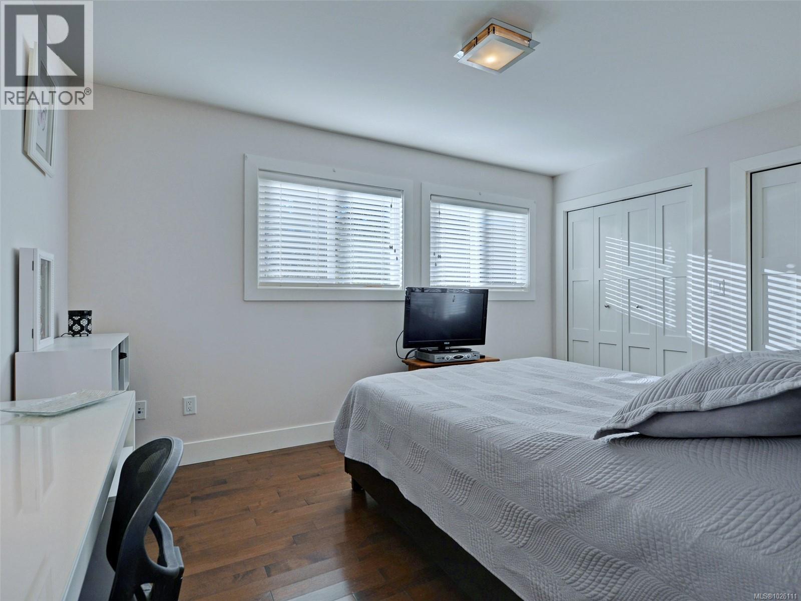 280 Milburn Dr, Colwood