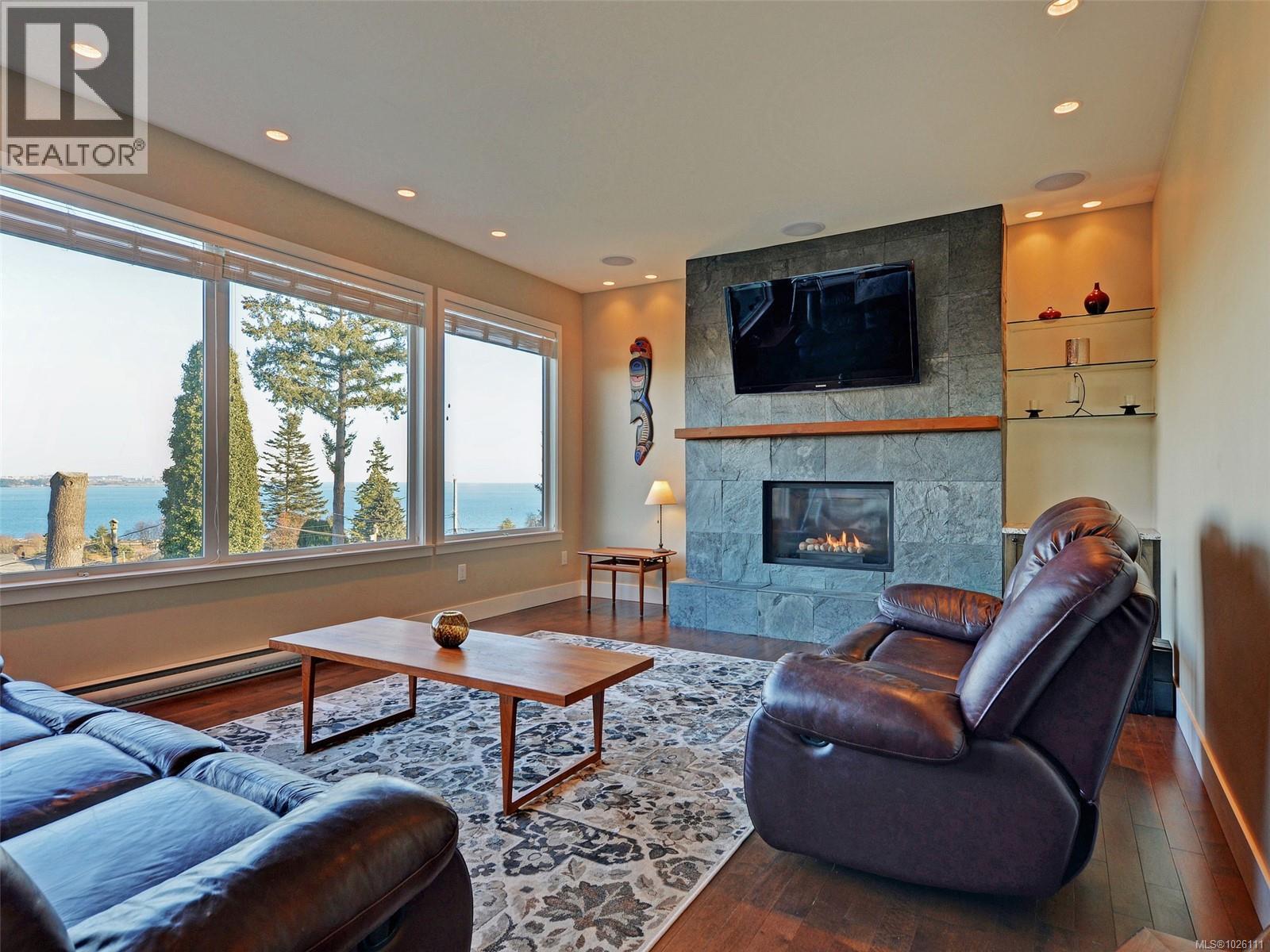 280 Milburn Dr, Colwood