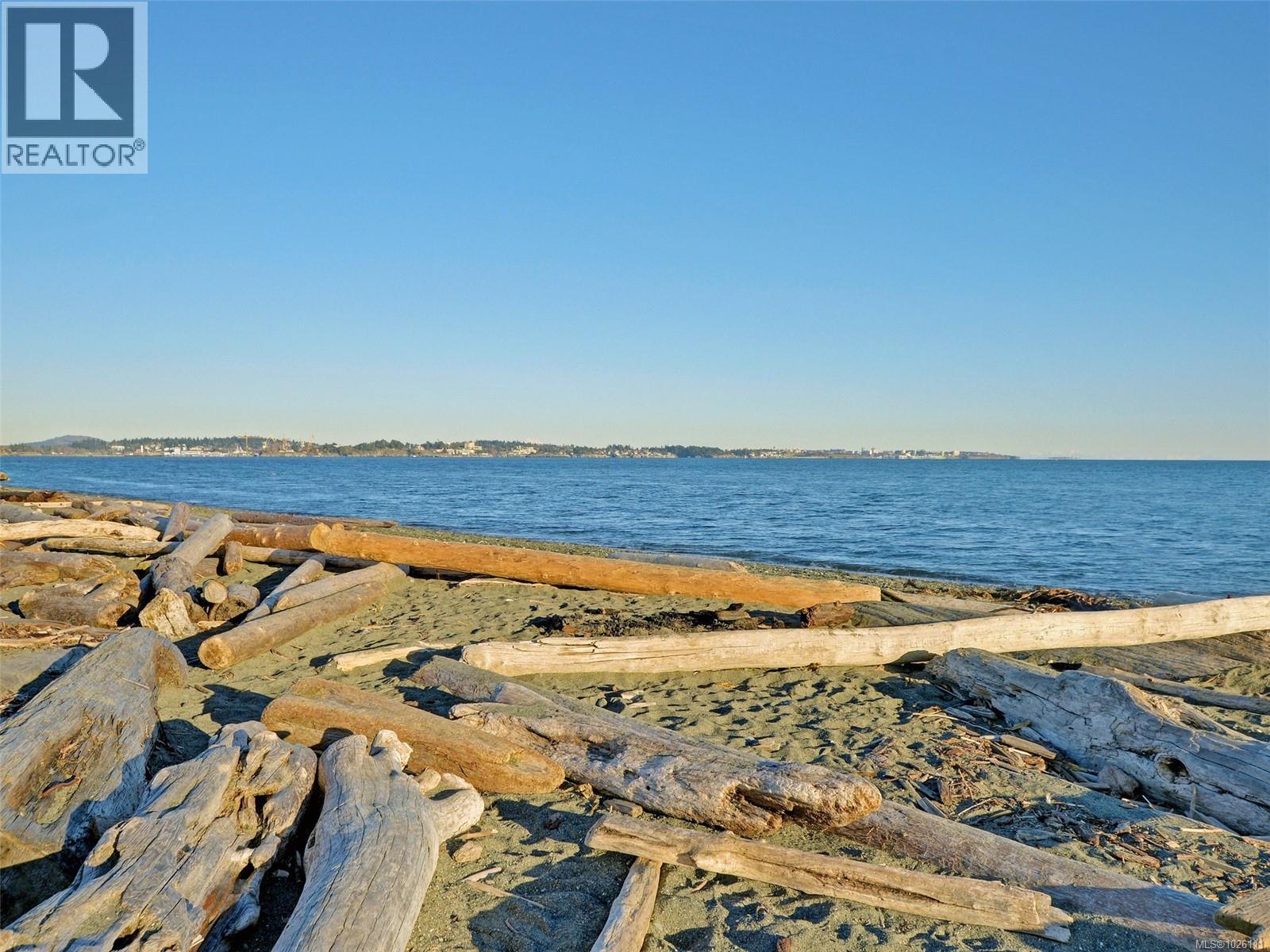 280 Milburn Dr, Colwood