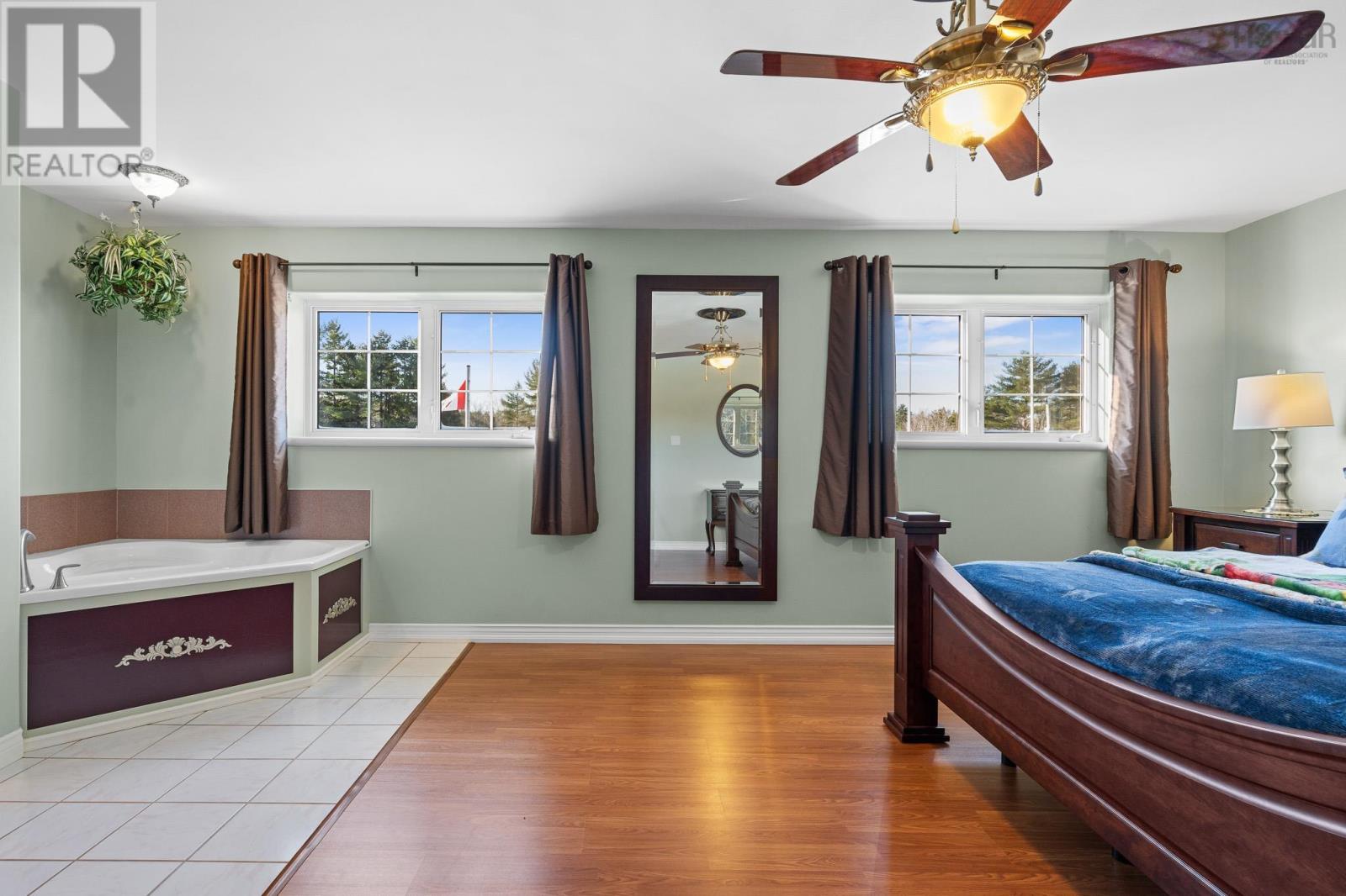 Property 27 of 49 of 1312 Waverley Road