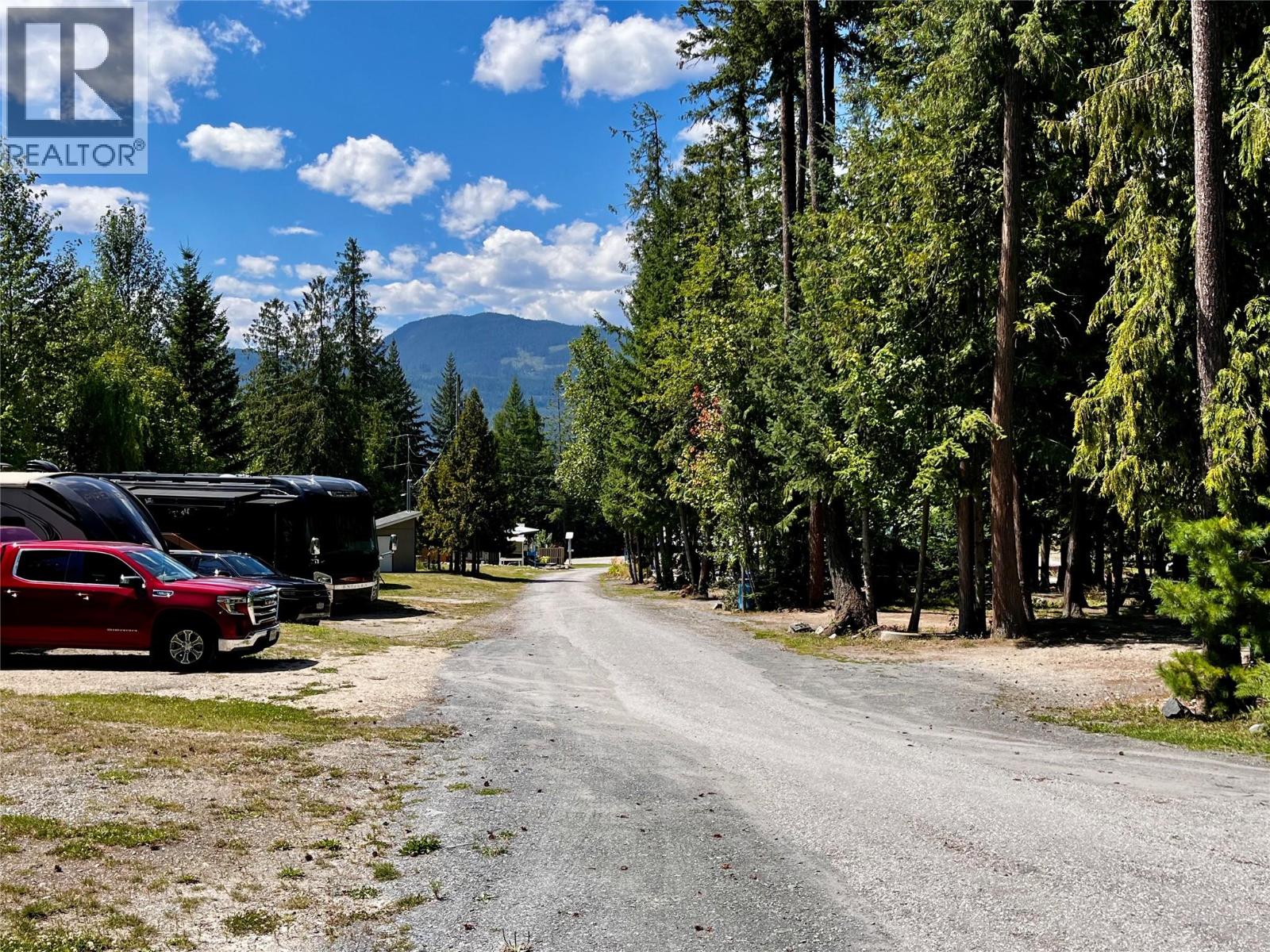  1701 Highway 23 Highway, Nakusp