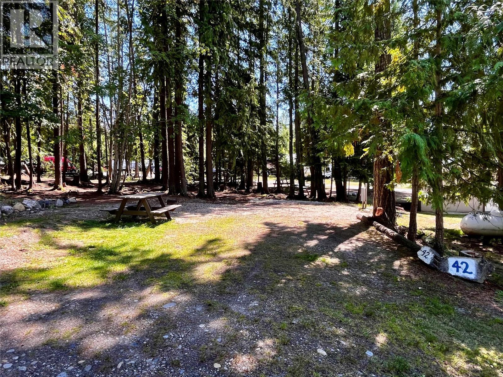  1701 Highway 23 Highway, Nakusp