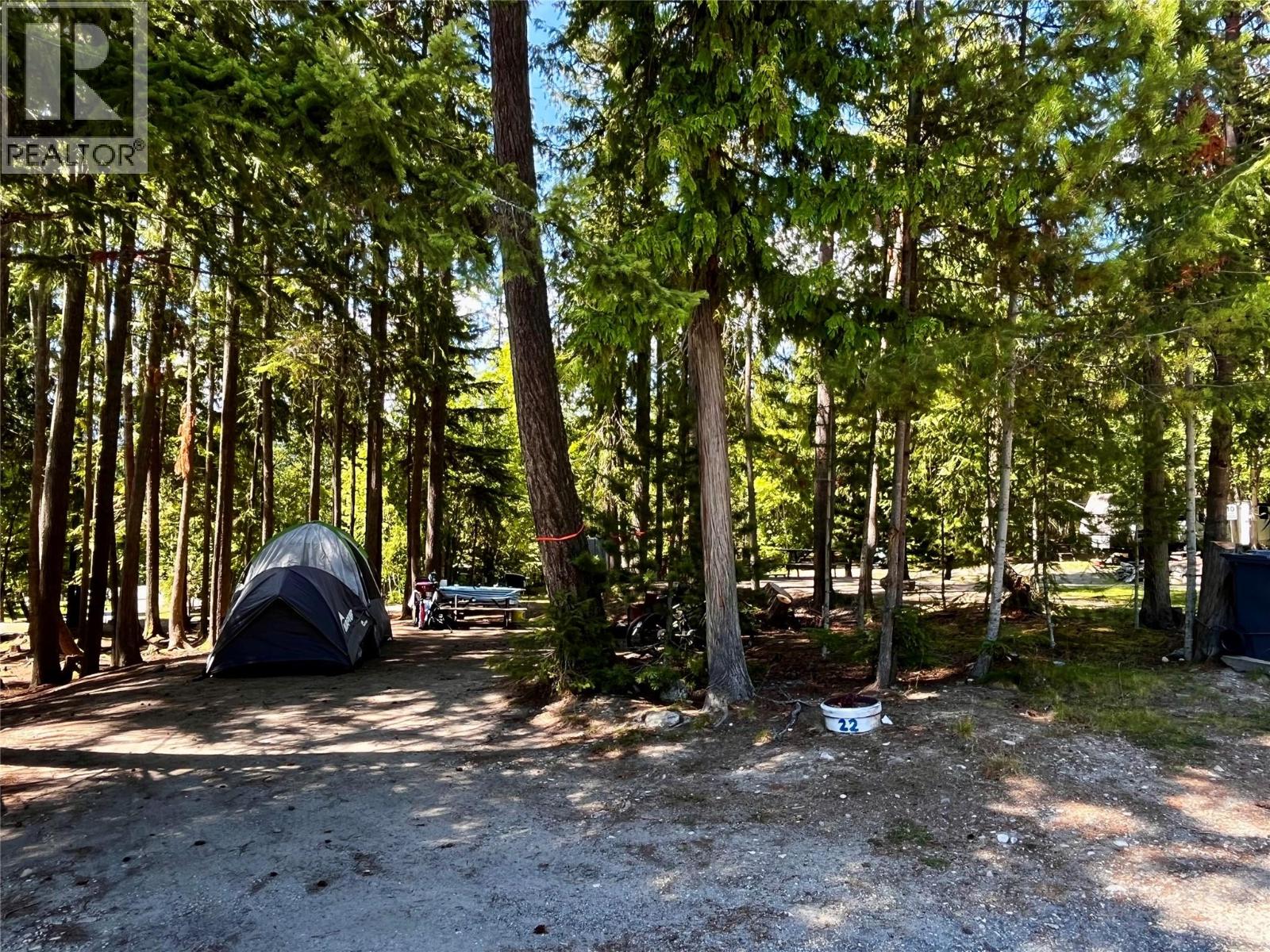  1701 Highway 23 Highway, Nakusp