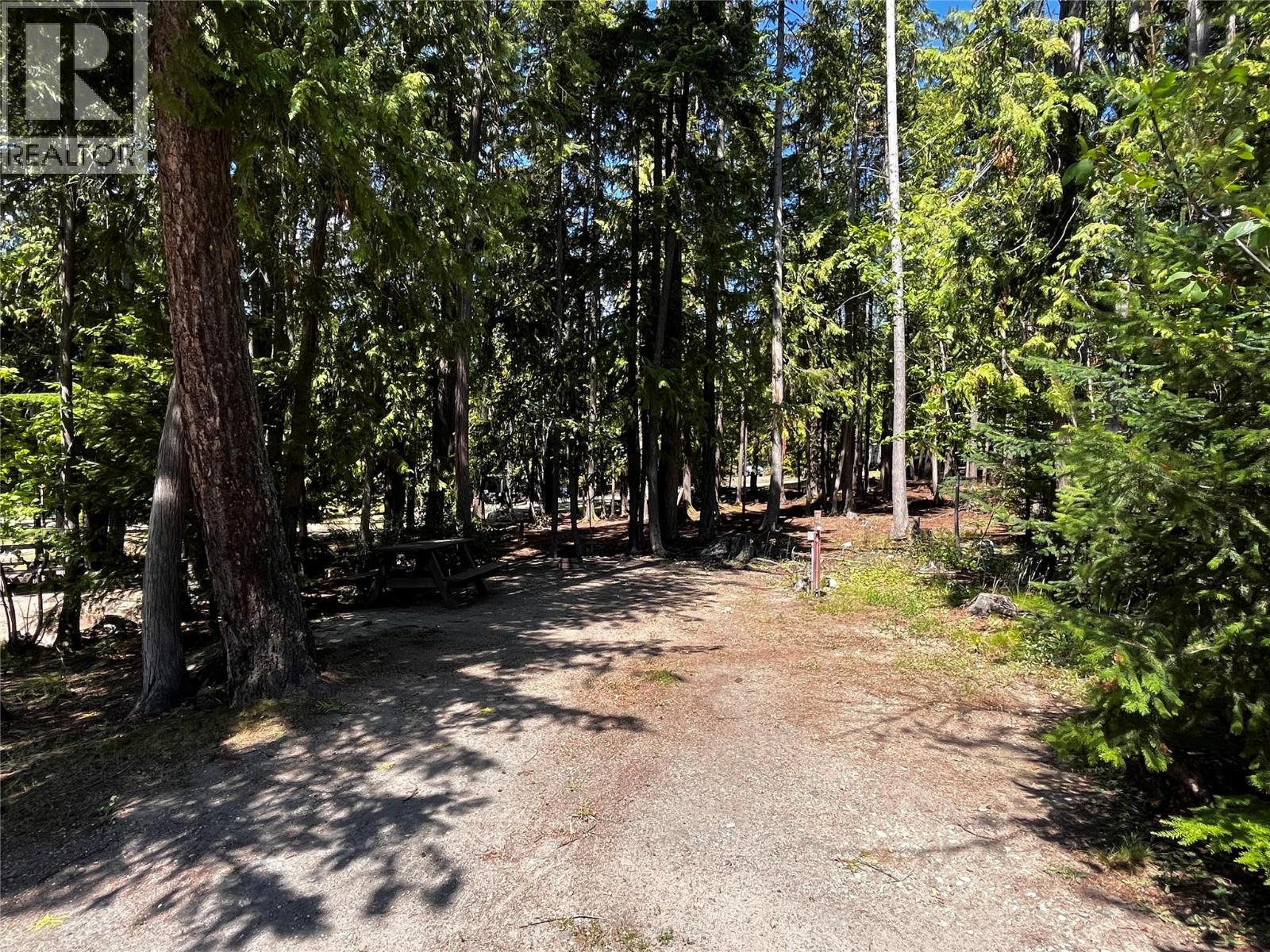  1701 Highway 23 Highway, Nakusp