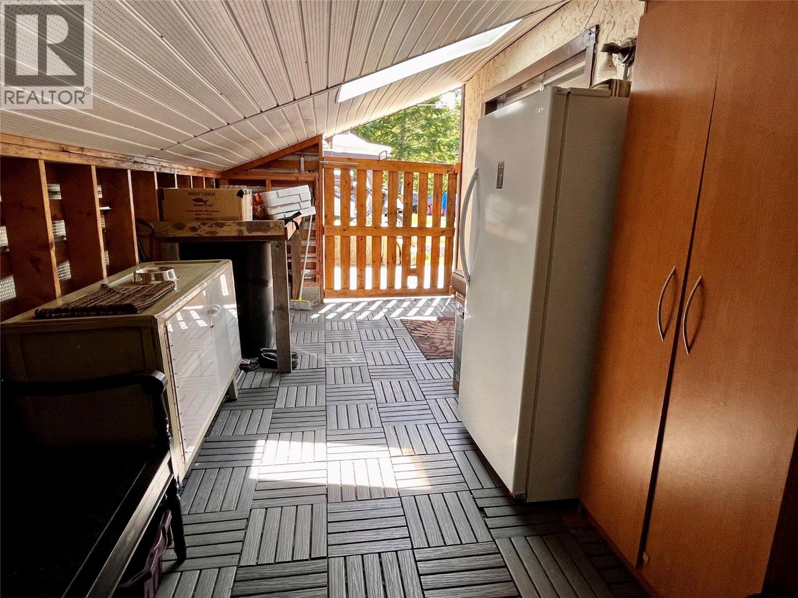  1701 Highway 23 Highway, Nakusp