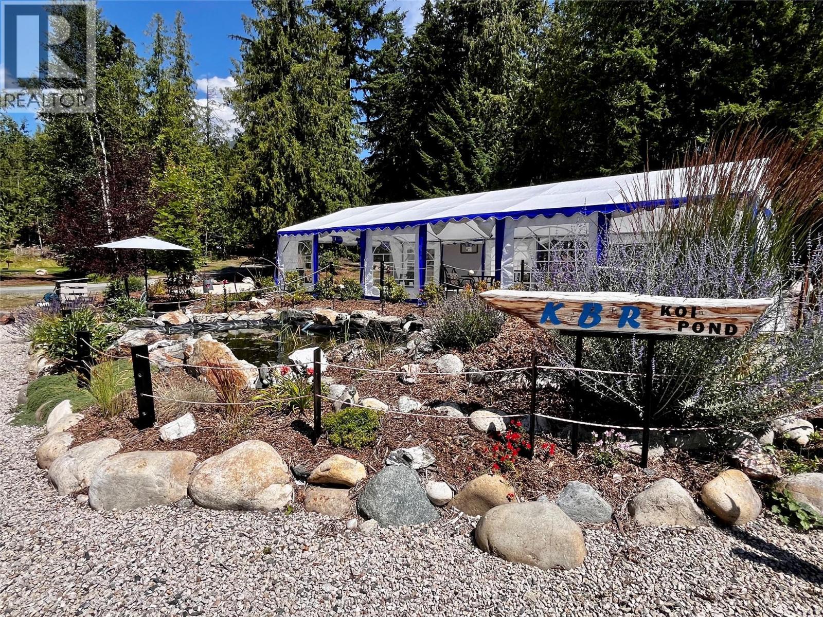  1701 Highway 23 Highway, Nakusp