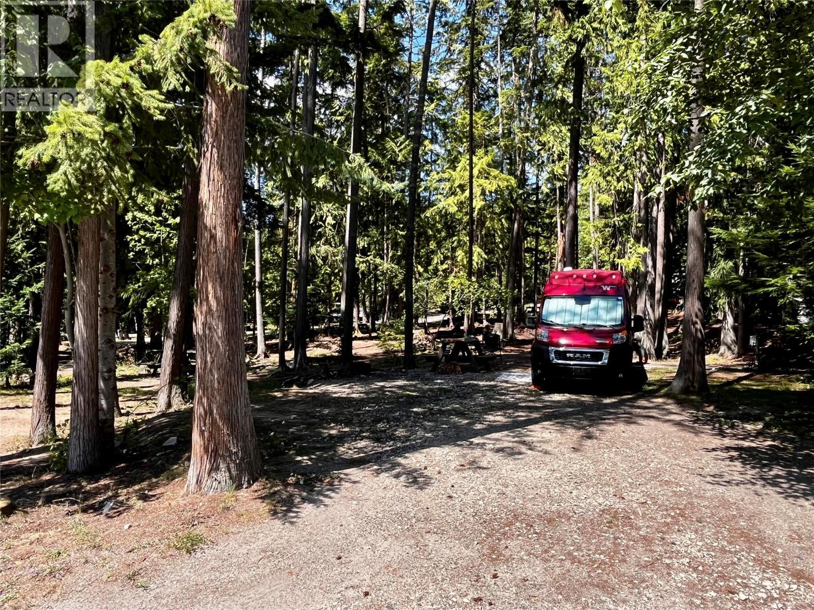  1701 Highway 23 Highway, Nakusp