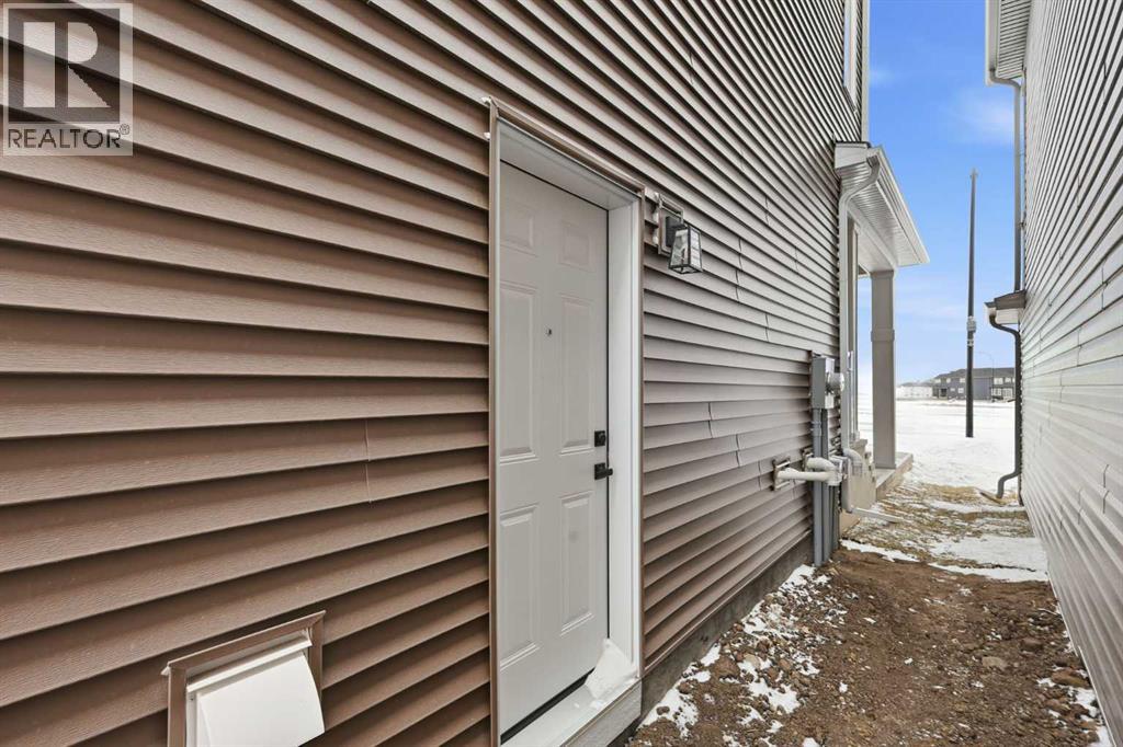 Single Family House for Sale in  Calhoun Rise NE Livingston Calgary 