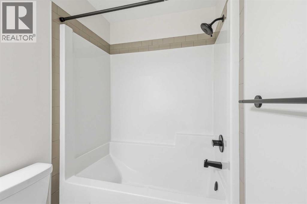 Single Family House for Sale in  Calhoun Rise NE Livingston Calgary 