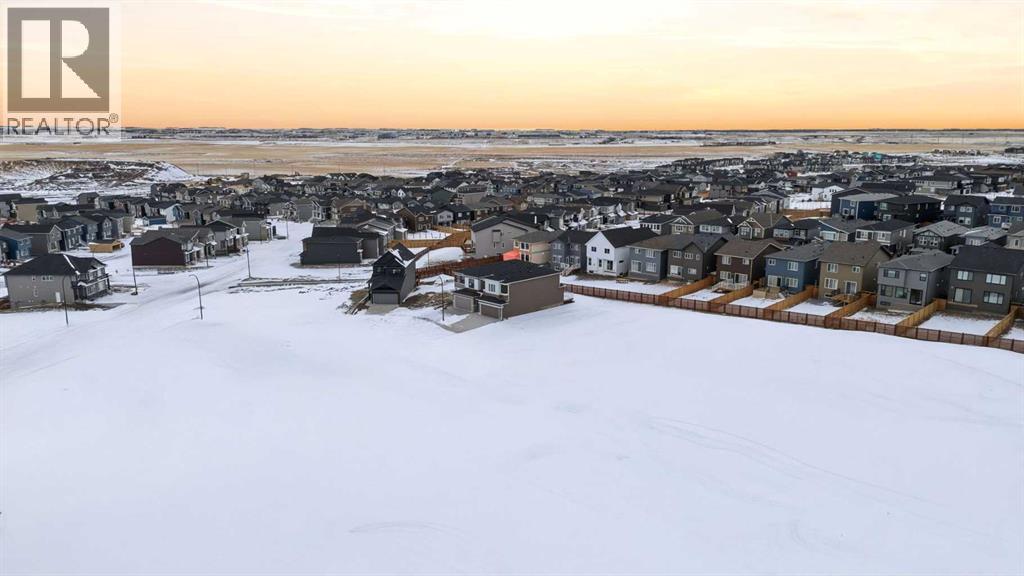 Single Family House for Sale in  Calhoun Rise NE Livingston Calgary 