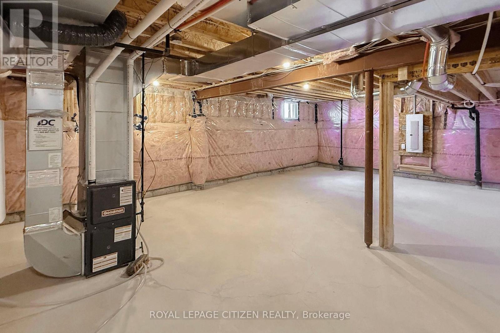 185 ST. JOSEPH ROAD - 36