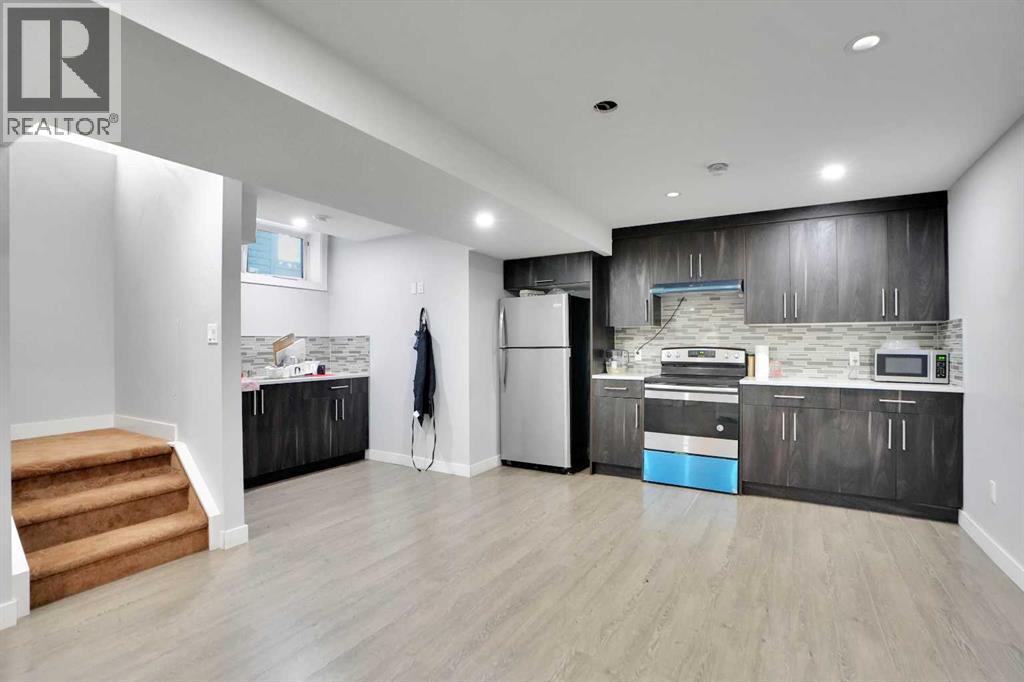 243 CORNERSTONE AVENUE NE - 33