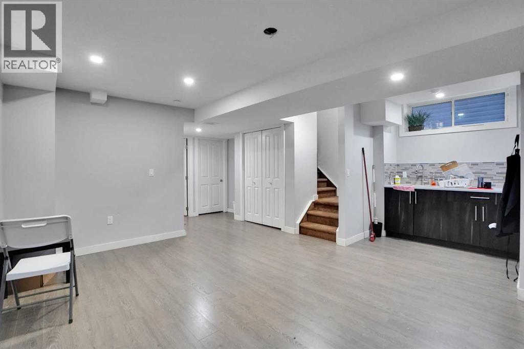 243 CORNERSTONE AVENUE NE - 42