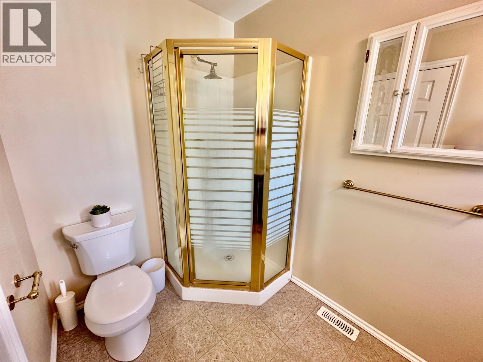 10504 114 AVENUE, Fort St. John