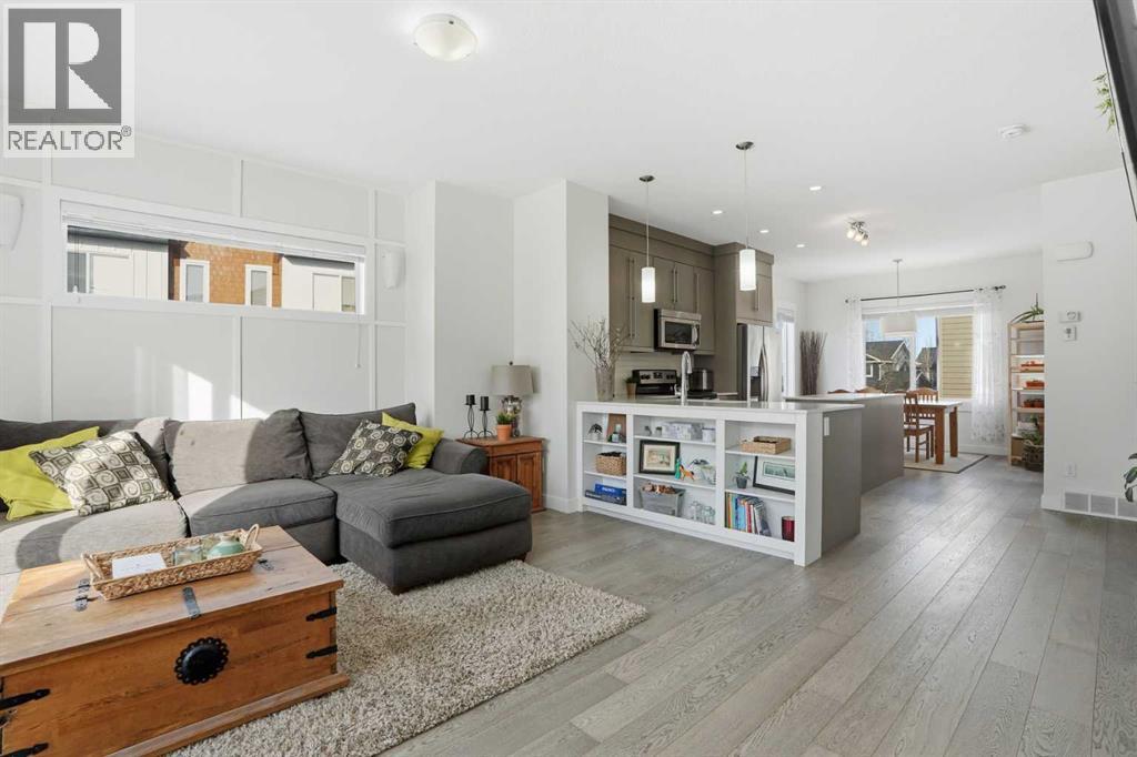 70, 111 Rainbow Falls Gate - Photo 5 of 35, Chestermere, Alberta