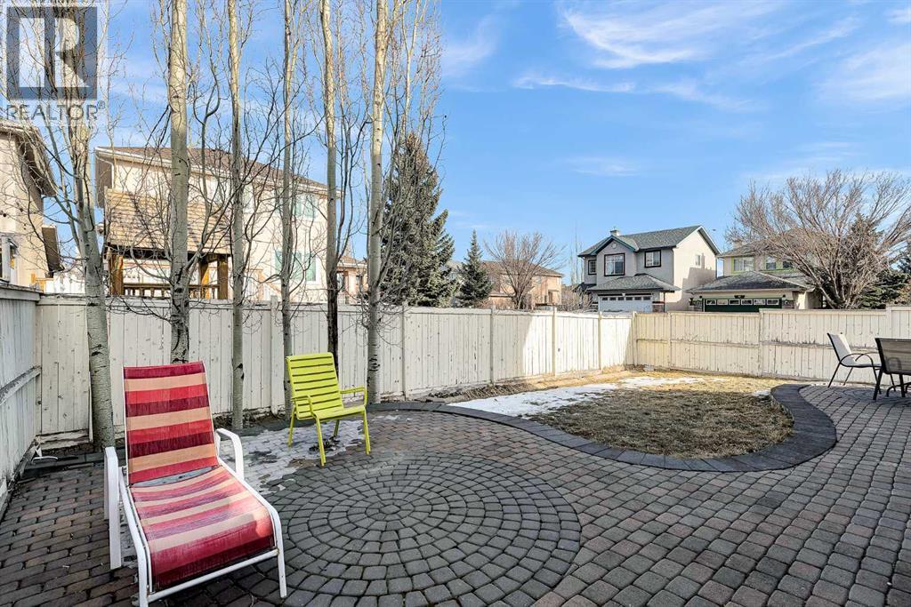 Single Family House for Sale in  Everwillow Close SW Evergreen Calgary 