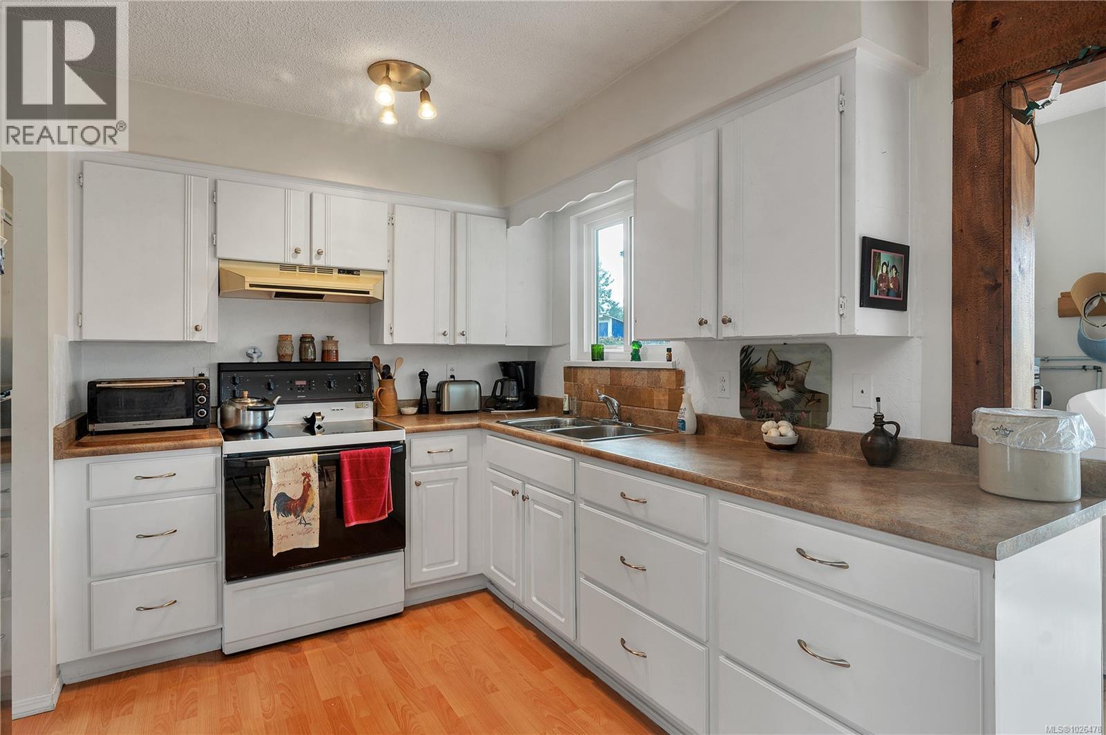 487 Niluht Rd, Campbell River