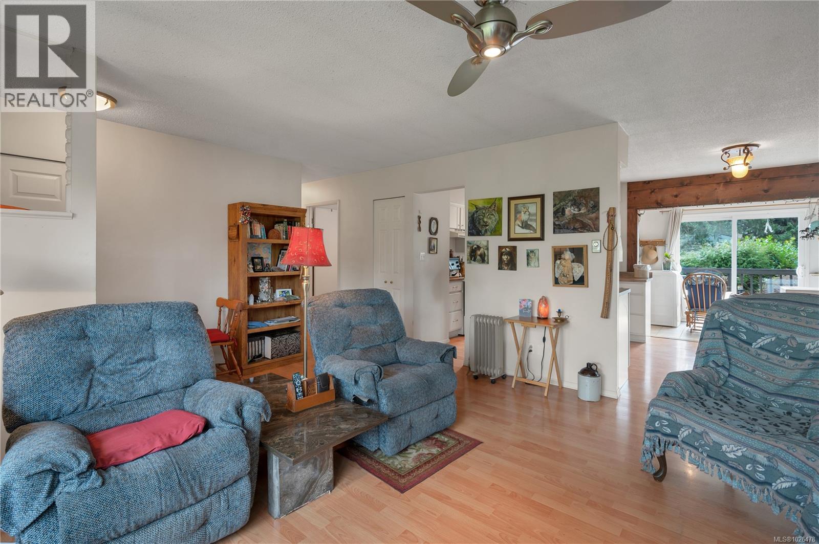 487 Niluht Rd, Campbell River