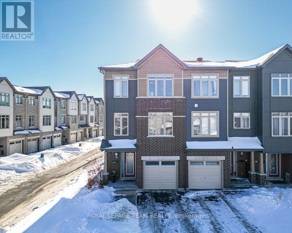 94 NUTTING CRESCENT - 1