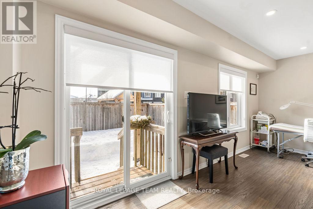 94 NUTTING CRESCENT - 11