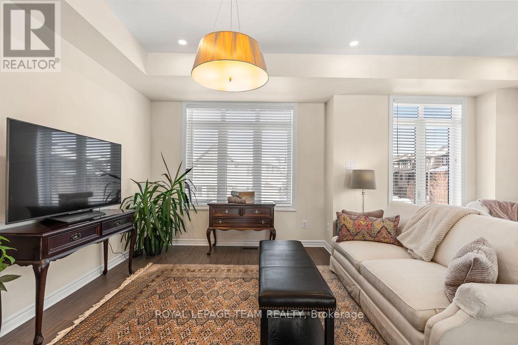 94 NUTTING CRESCENT - 22