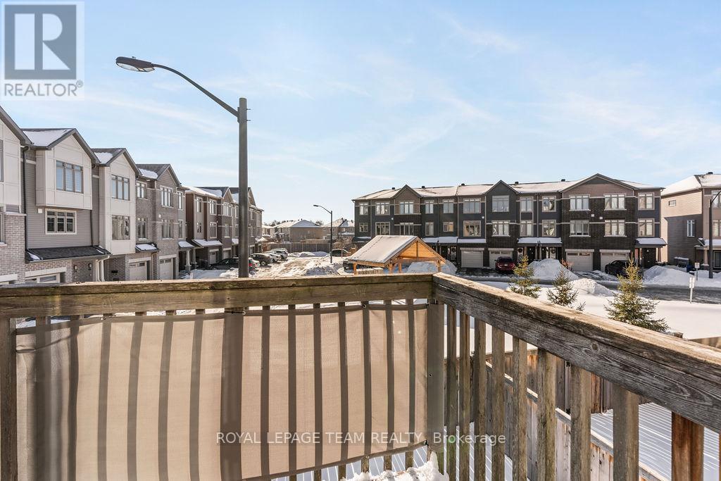 94 NUTTING CRESCENT - 26