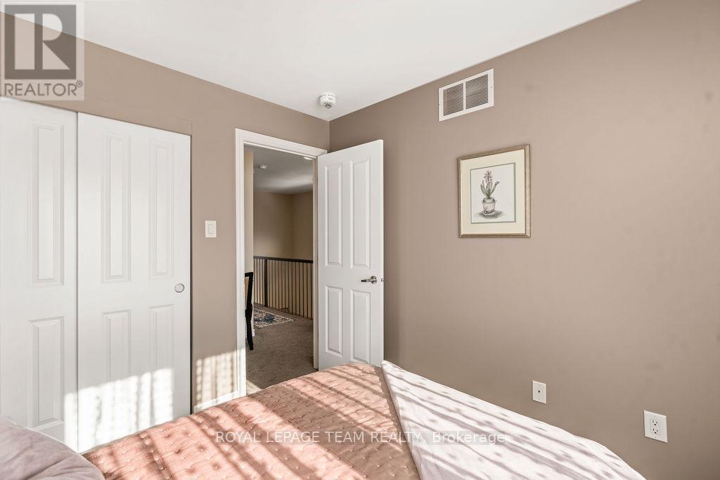 94 NUTTING CRESCENT - 39