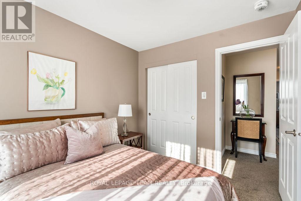 94 NUTTING CRESCENT - 40