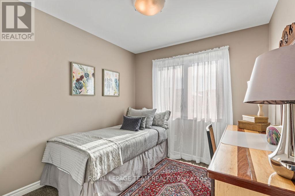 94 NUTTING CRESCENT - 41