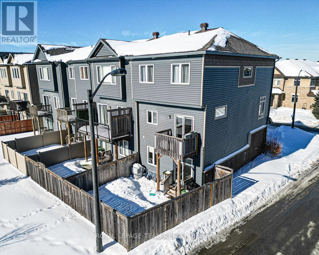 94 NUTTING CRESCENT - 44
