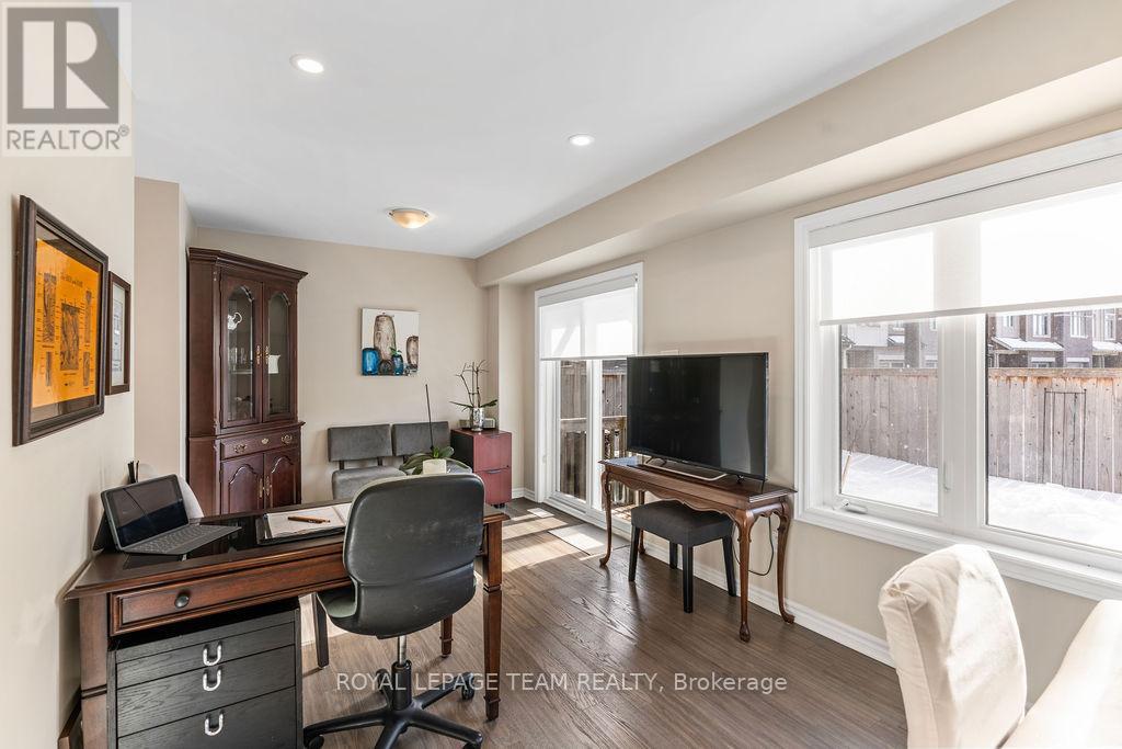 94 NUTTING CRESCENT - 9