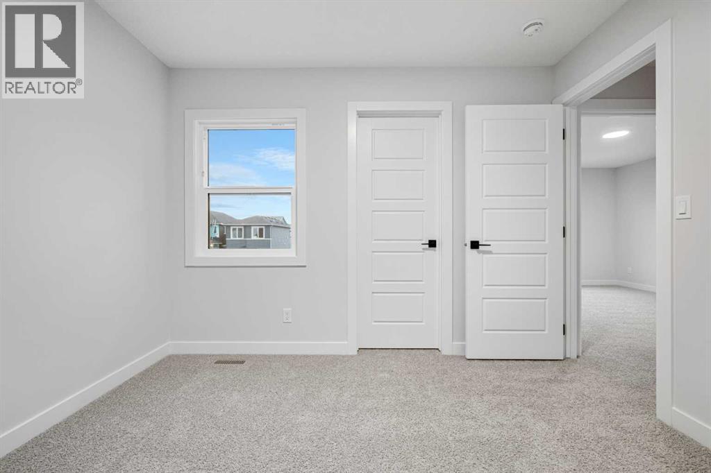 Single Family House for Sale in  Creekstone Grove SW Pine Creek Calgary 