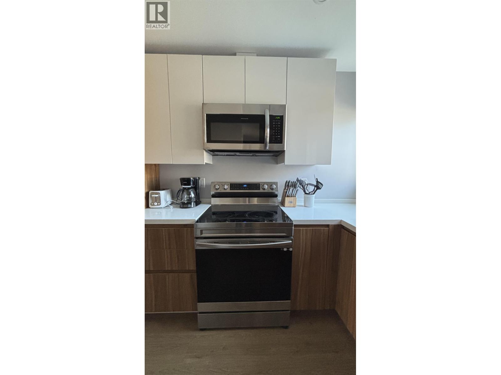 #5 1425 NALABILA BOULEVARD - 11