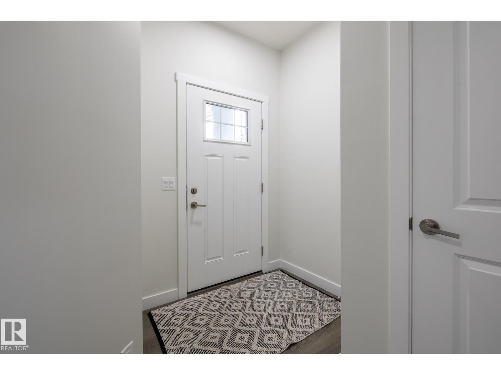803 157 AV NE - 2
