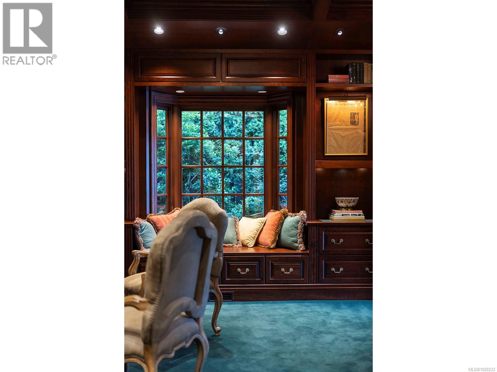  3445 Beach Drive, Oak Bay