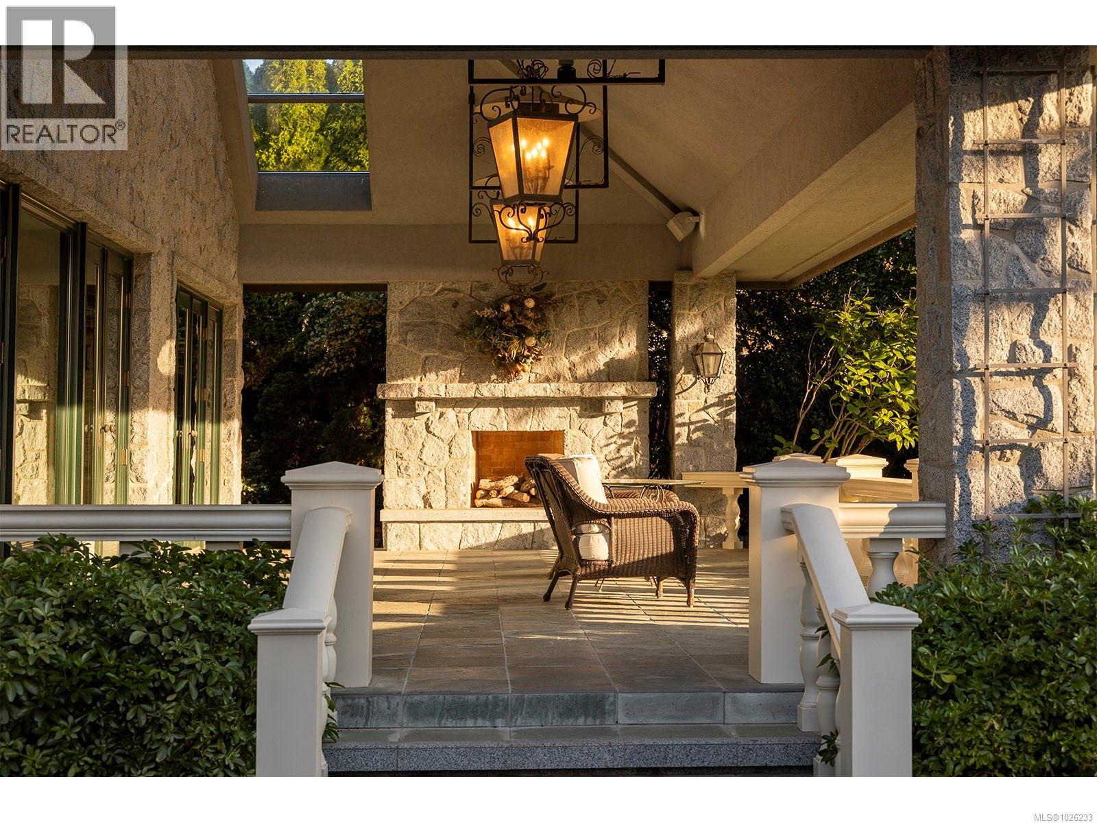  3445 Beach Drive, Oak Bay