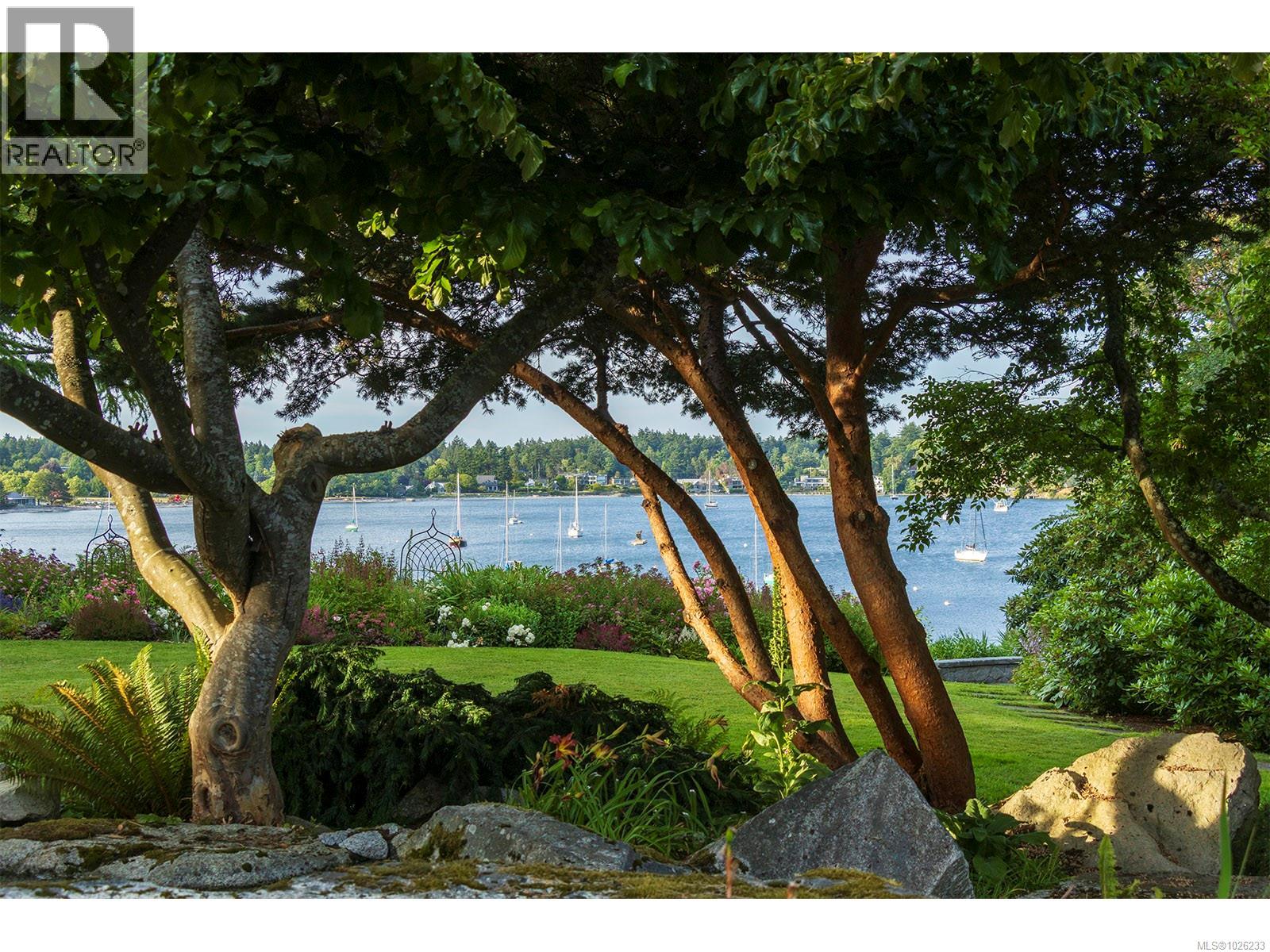  3445 Beach Drive, Oak Bay