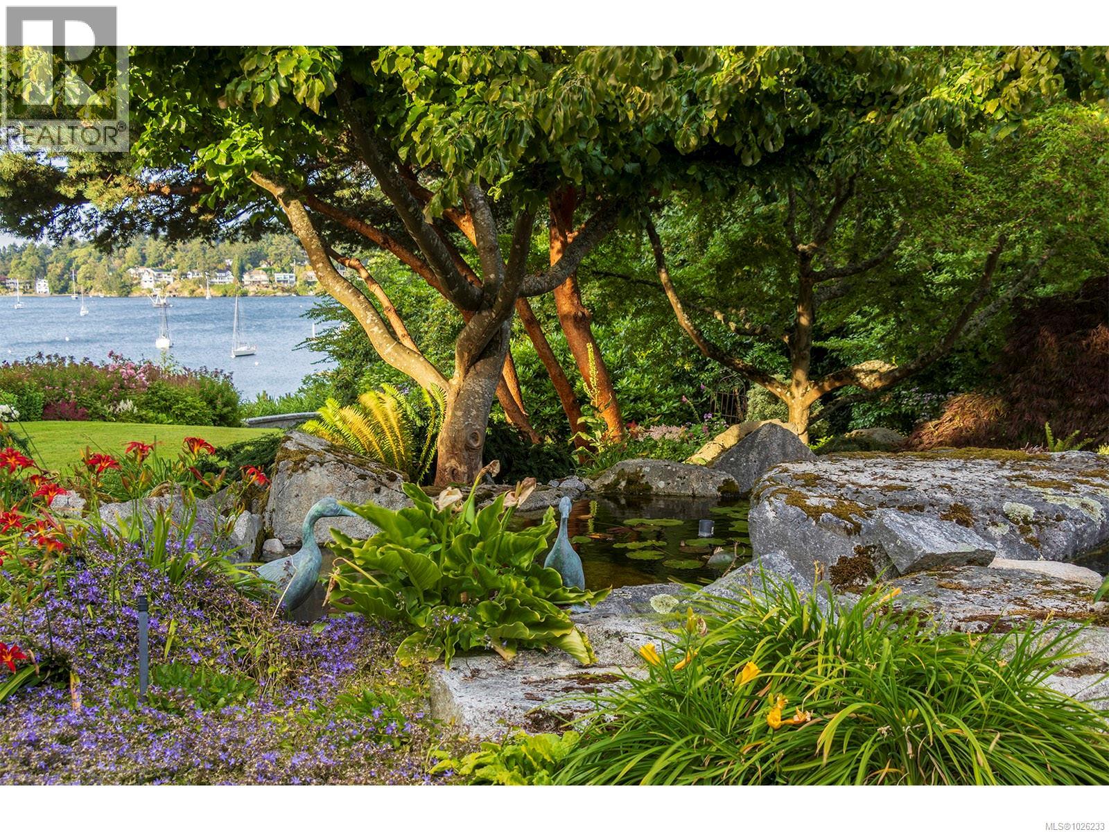  3445 Beach Drive, Oak Bay