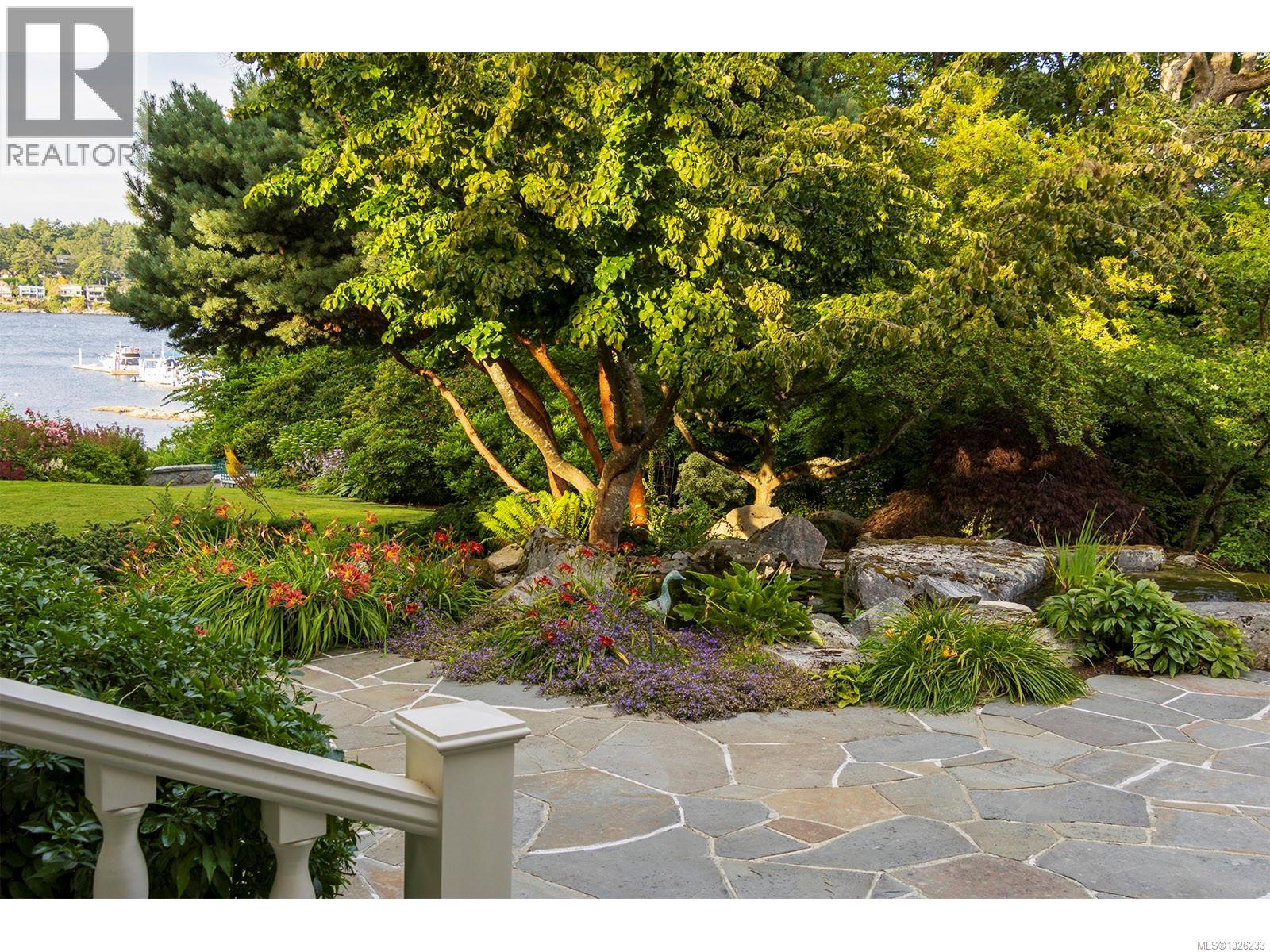  3445 Beach Drive, Oak Bay