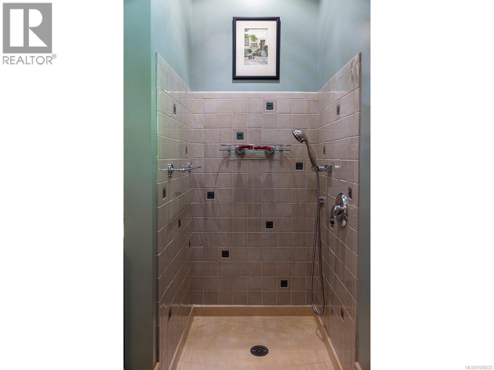  3445 Beach Drive, Oak Bay